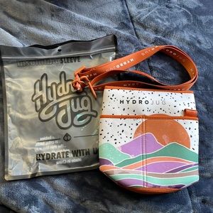 Limited Edition HydroJug sleeve -New